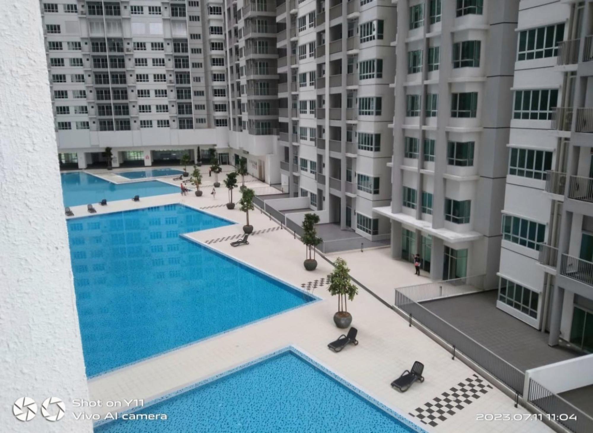 R&r At Razak Residence, Sungai Besi, Kuala Lumpur