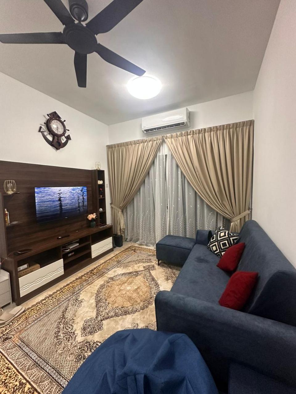 R&r At Razak Residence, Sungai Besi, Kuala Lumpur